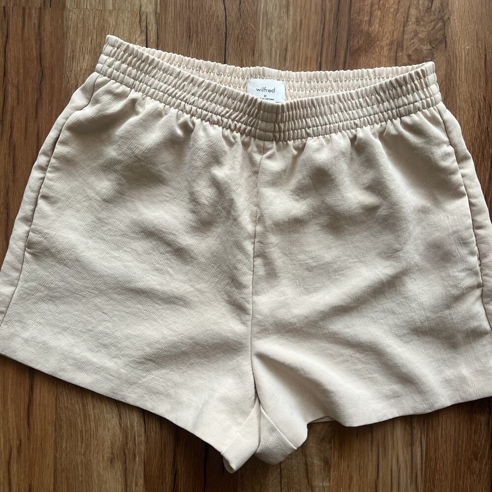 Wilfred Tan Pull On Women Dress Shorts Size M